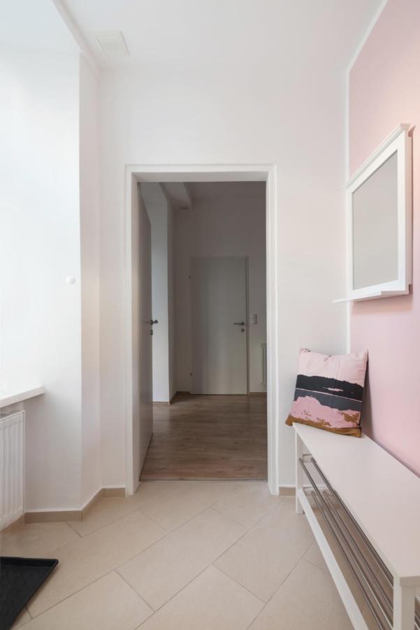 Nice Apartment In Lovely Area Vienna Esterno foto