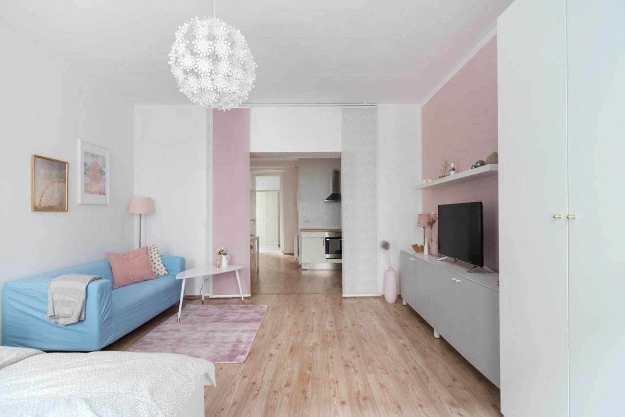 Nice Apartment In Lovely Area Vienna Esterno foto